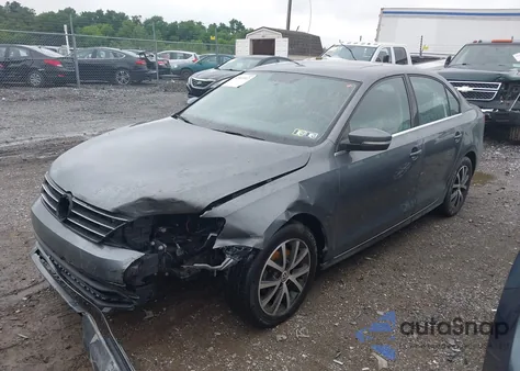 2017 Volkswagen Jetta 1.4T Se из США, поврежденный, VIN 3VWDB7AJ7HM388832